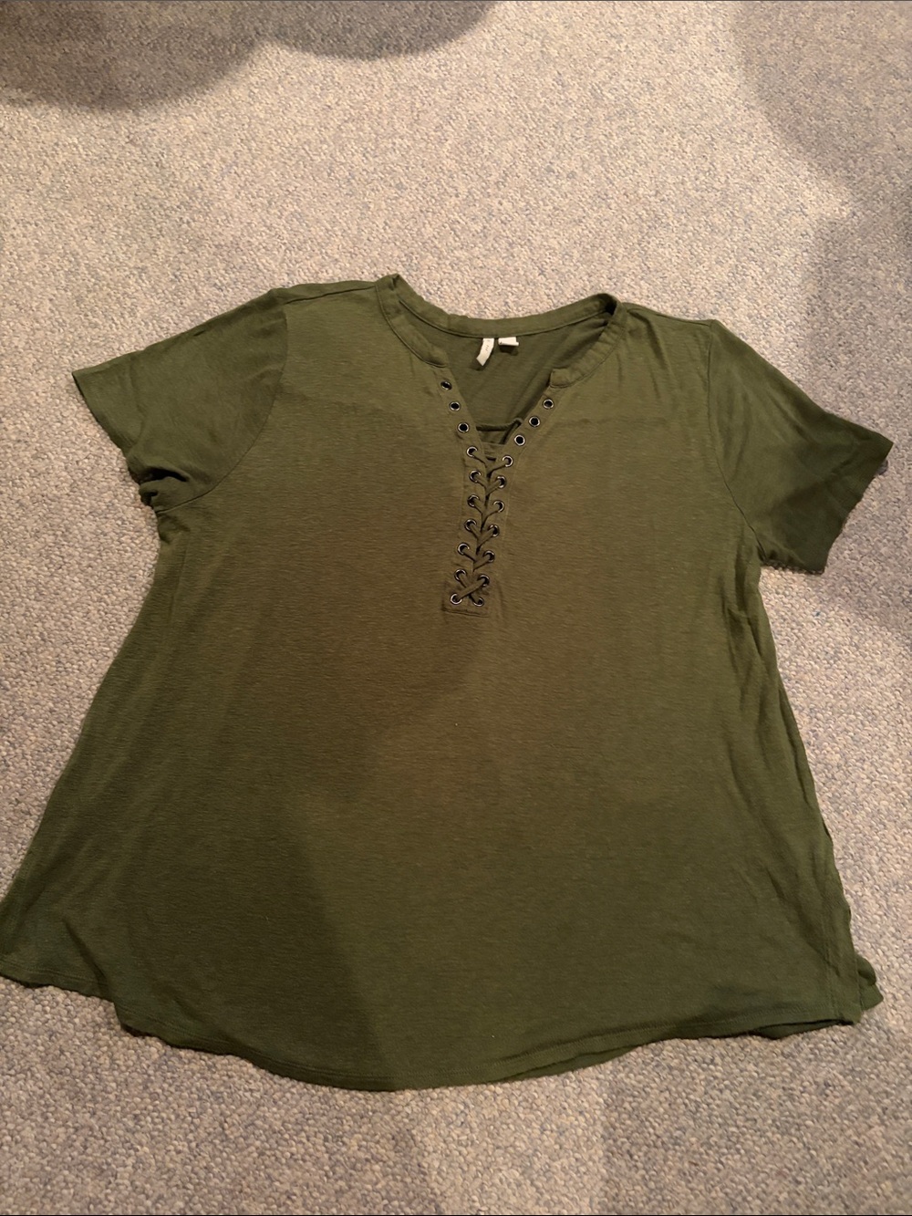 Olive Green Lace-Up V-Neck Short Sleeve Tee